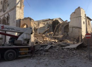 Basílica de San Benedetto sucumbe a los terremotos