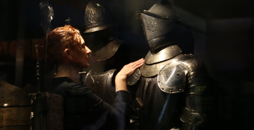 Itziar Okariz. Las estatuas (armadura de San Telmo), 2020. San Telmo Museoa