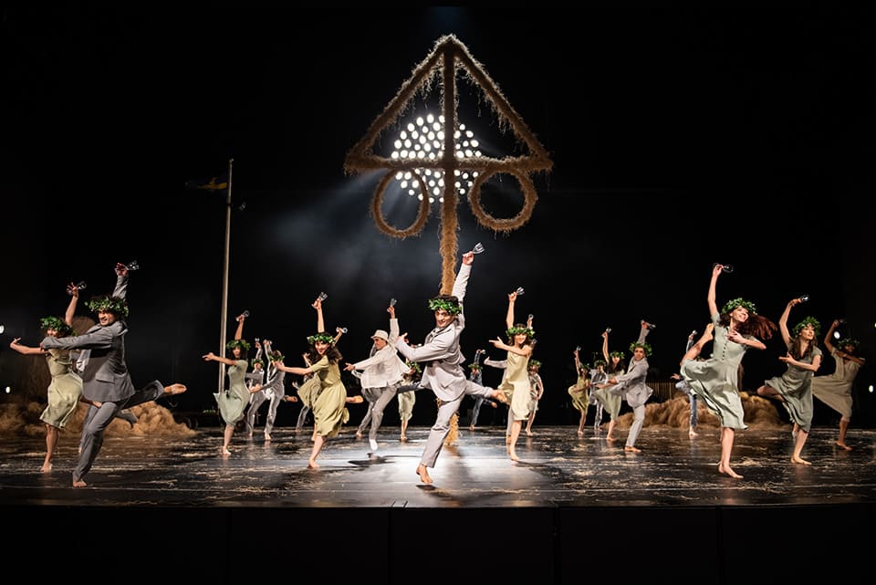 El coreógrafo Alexander Ekman desata las fuerzas telúricas del solsticio de verano con Midsummer Nights Dream | Danza Ballet El coreógrafo Alexander Ekman desata las fuerzas telúricas del solsticio de verano con Midsummer Nights Dream | Danza Ballet