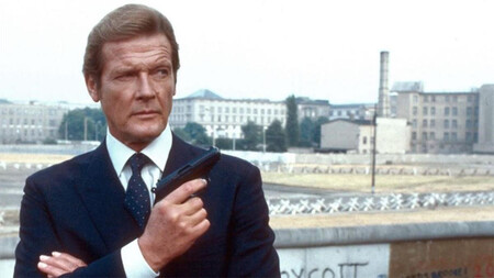 Roger Moore James Bond