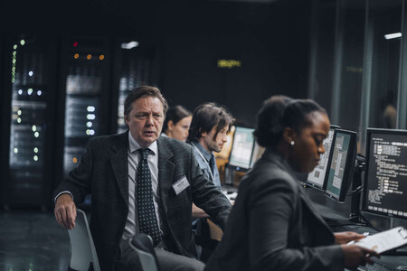 Mr Bates Contra Correos Episodio2 Movistar Plus4 Scaled