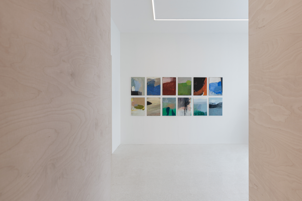 Richard Hearns. The Living Mountain. Cadogan Gallery, 2024 . Pietra Studio. Cortesía: Cadogan Gallery