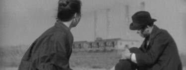 Es una de las mejores películas de un director histórico y puedes verla gratis en streaming. Un imprescindible drama familiar hizo historia en Japón