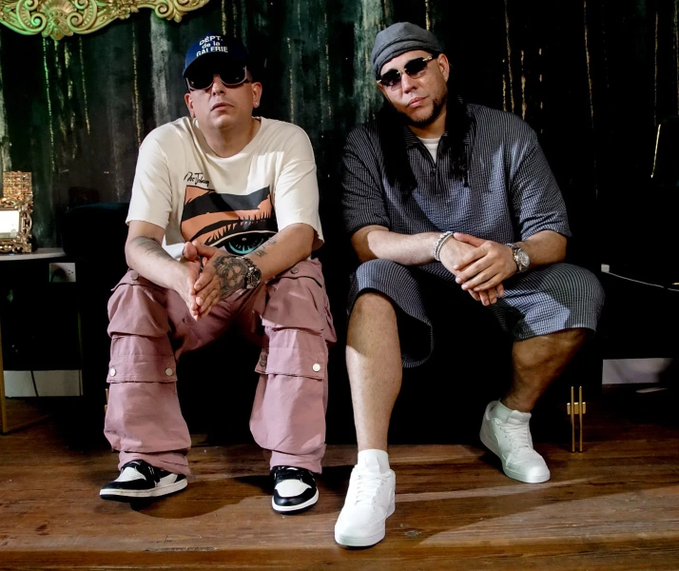 J King y Maximan I