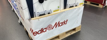 MediaMarkt acaba con sus exposiciones y liquida desde PlayStation 5 a cafeteras superautomáticas con descuentos de hasta el 60%