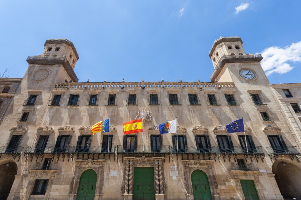 XXV Concurso de cómic para autores noveles. Ayuntamiento de Alicante