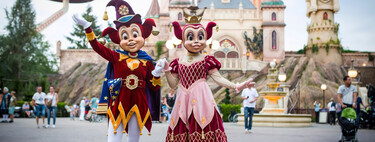 Este parque de atracciones holandés es para muchos el mejor de Europa. Su estética de cuento y sus ajustados precios le hacen competir tú a tú con Disneyland