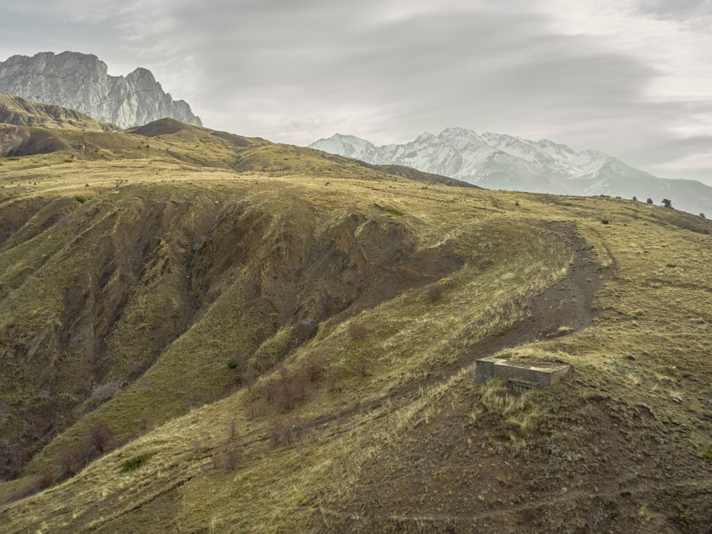 Línea P. Los bunkers del Pirineo. Iñaki Bergera. Sala de Exposiciones de la Diputación de Huesca