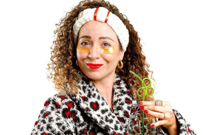 Ale Otero grabará su especial de comedia "Doña" en Caracas