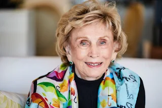 Fallece Edith Eger, sobreviviente del Holocausto y autora de La bailarina de Auschwitz