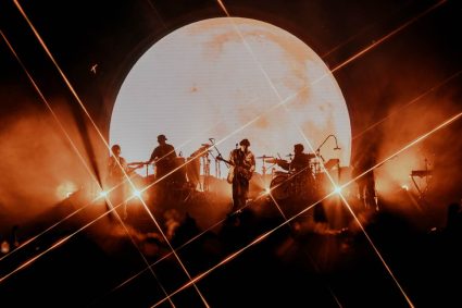 Rawayana conquista Bogotá en el inicio de su gira mundial