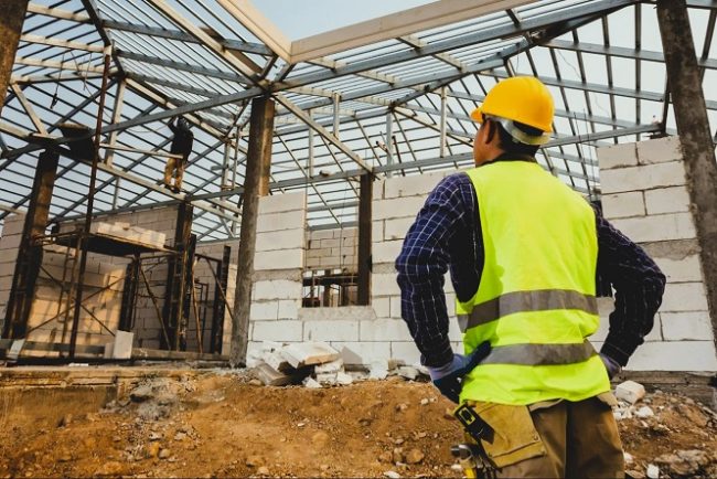 Construcciones Yamaro - ¡Atención! Fallos más costosos en la construcción civil; Cómo mitigarlos - Armando Iachini - FOTO