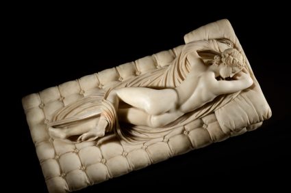 El CCCB rinde culto a la belleza como misterio sin contornos
