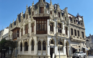 La aclamada reapertura de la casa Larraín Bravo en pleno centro de Santiago