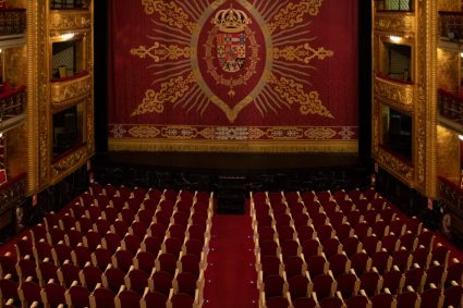 Madrid Destino selecciona personal de sala para el Teatro Español