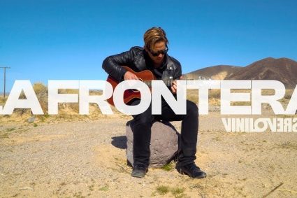Viniloversus explora los límites de la identidad en «La frontera»