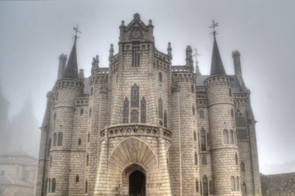 La Universidad Complutense dedica curso de verano a Gaudí y Astorga
