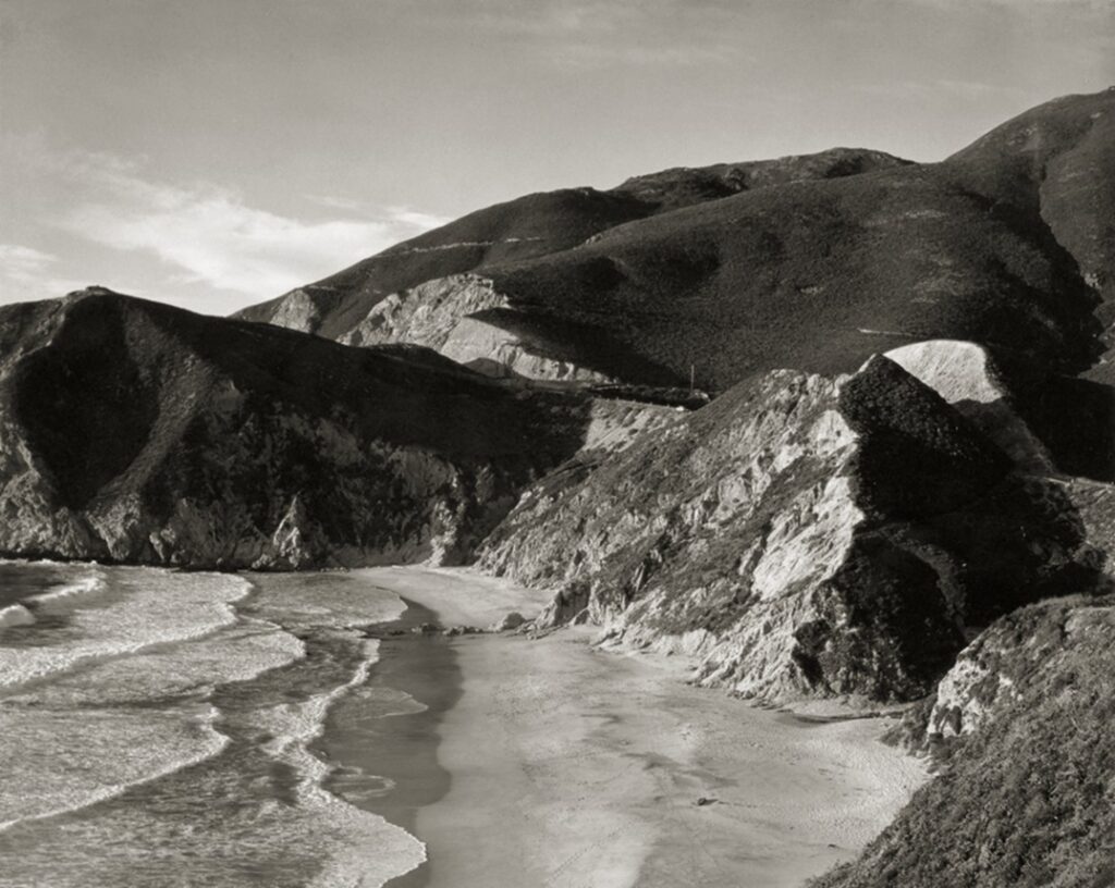 Minor White. Matchstick Cove, San Mateo County, California, from the Sequence Song without Words, 1947. The Minor White Archive, Princeton University Art Museum, llegat de Minor White © Trustees of Princeton University 