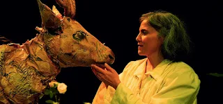 Mistral revive a través de la magia y las emociones