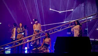 Ópera cuestiona falta de humanidad con electrónica y efectos láser