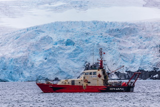 lancha Karpuj culmina exitosa y extensa campaña antártica