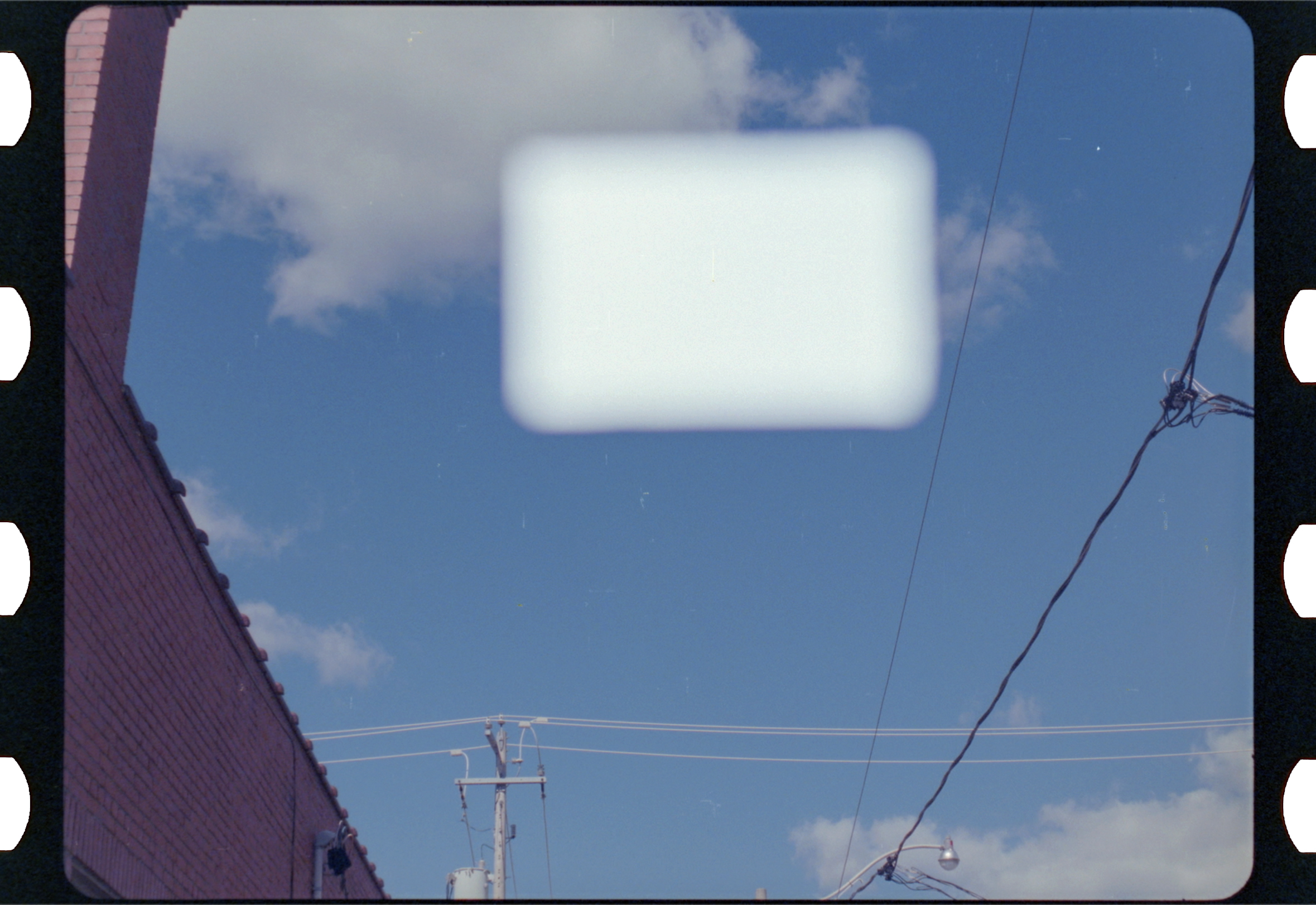 Bruno Delgado Ramo. Expectation in the air, 2022
