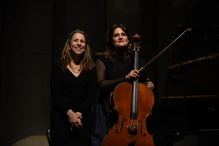 Dafna Barenboim y Elisa R. Sádaba se unen en concierto “De los Alpes a la Alhambra”