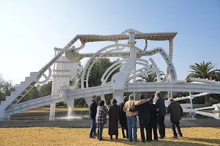 Tras 26 años, el Museo Interactivo Mirador reabre la emblemática Rueda de Larmahue de Francisco Gazitúa